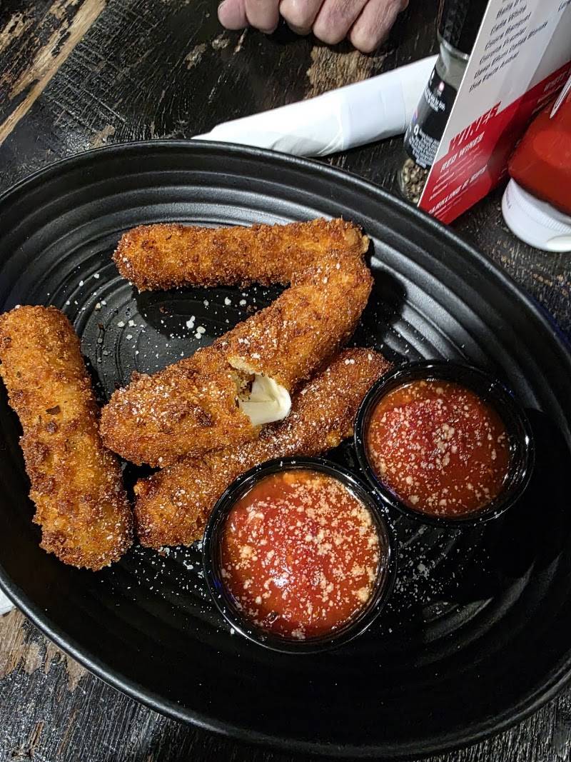 Walk-On's Sports Bistreaux - College Station Restaurant